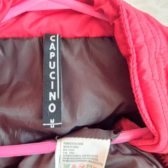 Sleeveless red puffer jacket - Picture 14 of 14